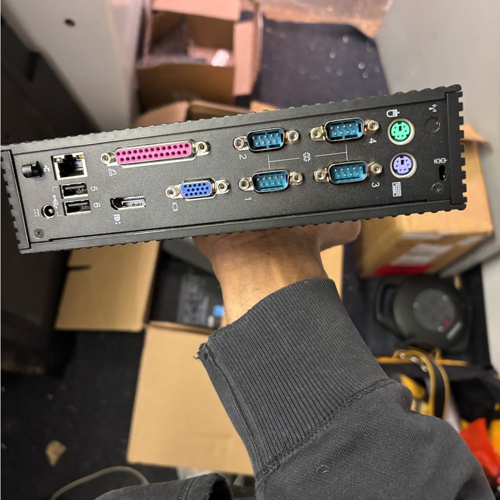 Compact Desktop - Black - Picture 2 of 3